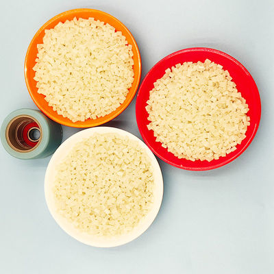 Pellets de plástico moldáveis em material TPU antiestático a granel