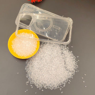 Extrusão de pellets de TPU à base de poliéter transparente para moldagem por injecção