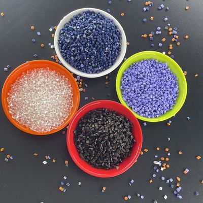 TPU de cor combinada personalizada para suelas de calçado de alongamento moldado por injeção e capas de telefone