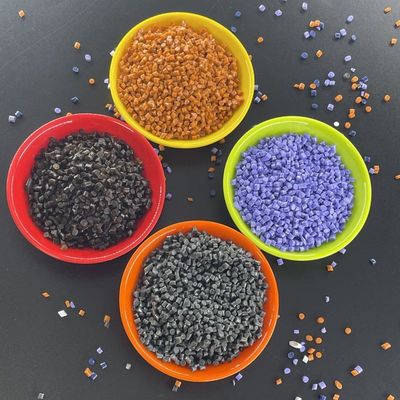 Moldura por injeção de cores personalizadas TPU Resistente à abrasão Boa resistência química 500-700% alongamento
