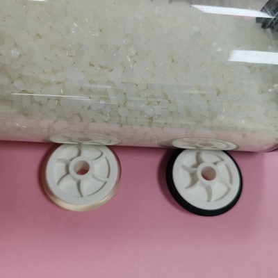Material TPU condutor pode ser personalizado com cor ajustável e boa resistência e dureza