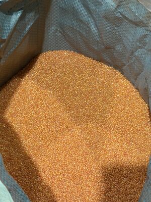 TPU de cor laranja, colorido estável, poliuretano termoplástico amigável ao processo para equipamentos esportivos, capas de telefone