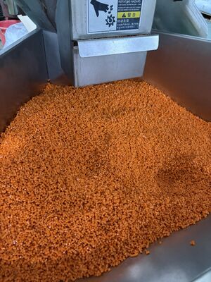 TPU de cor laranja, colorido estável, poliuretano termoplástico amigável ao processo para equipamentos esportivos, capas de telefone